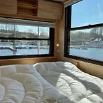 Gemuetliches Hausboot Seeliebe Woma Botel Furstenberg-Havel