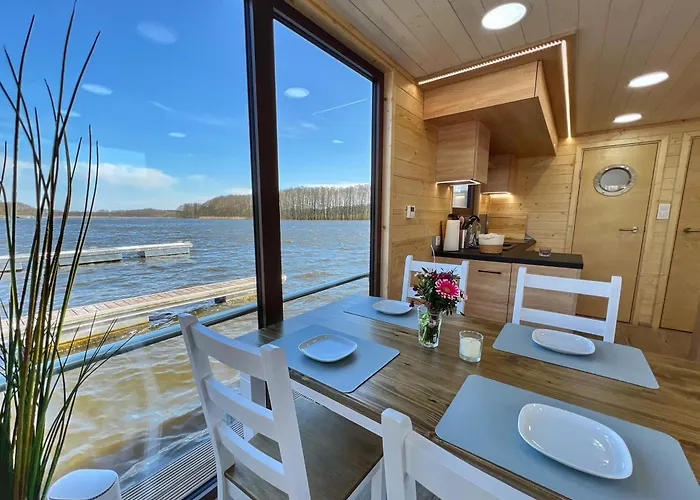 بوتيل Gemuetliches Hausboot Seeliebe Woma